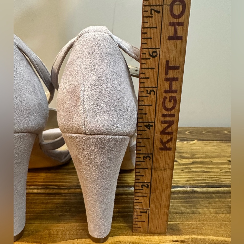 Boden Eva lavender suede leather heeled peep toe cutout shoe EU 39 - Picture 9 of 11